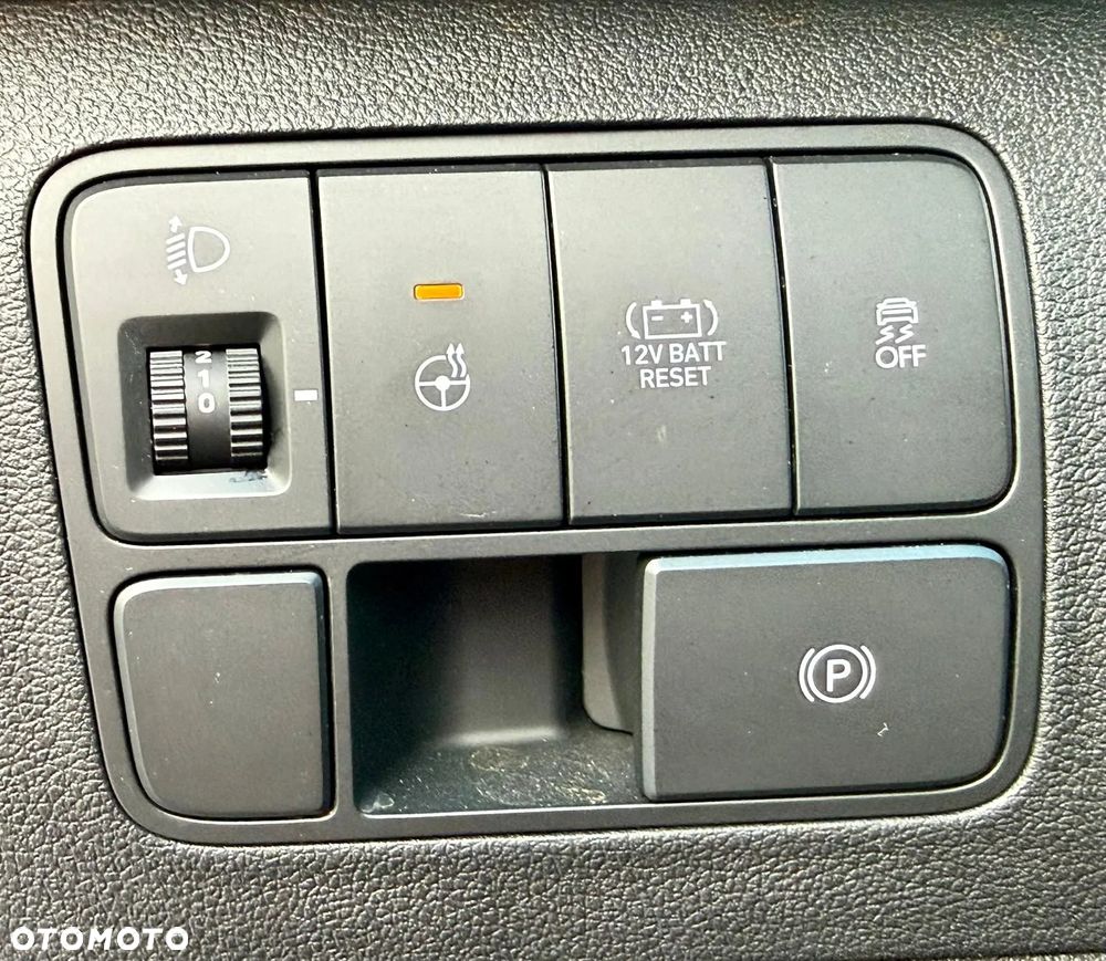 Hyundai Staria 1.6 T-GDI HEV Smart VIP - 23