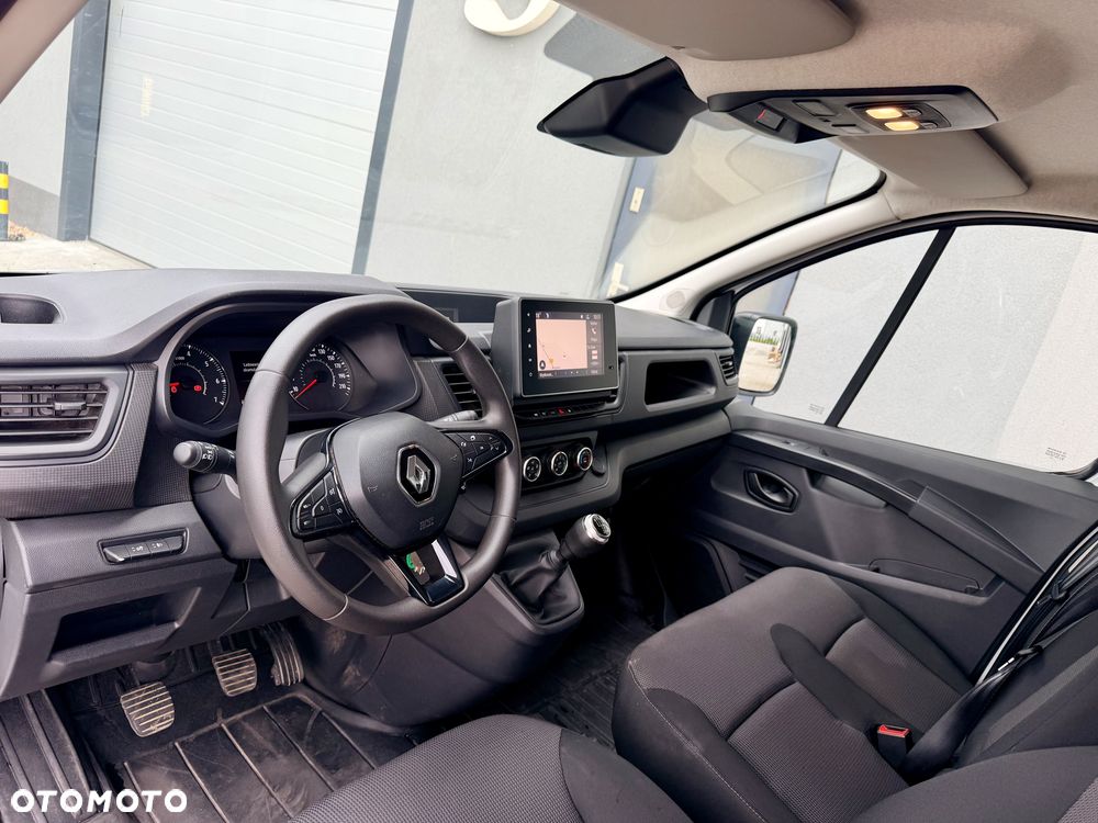 Renault TRAFIC - 7