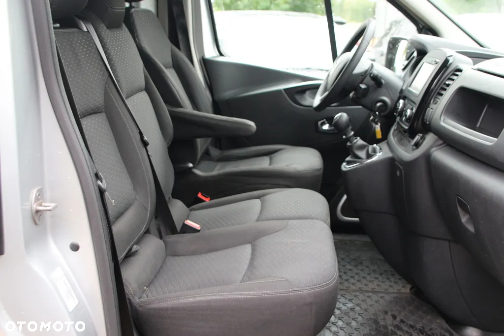 Opel VIVARO - 21
