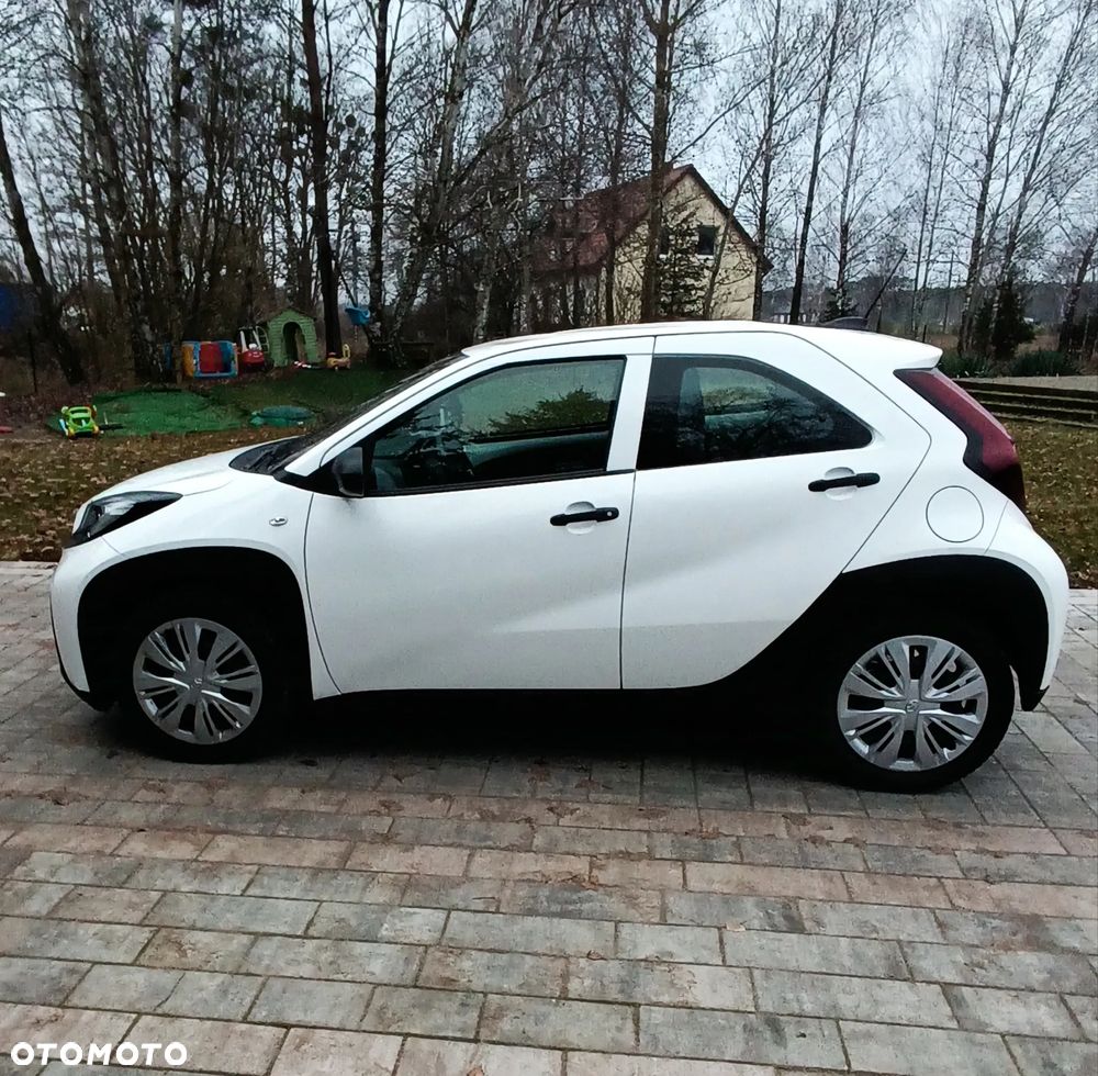 Toyota Aygo X 1.0 VVT-i Limited - 3