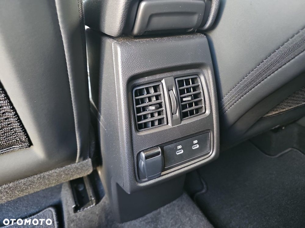 Renault Captur - 27