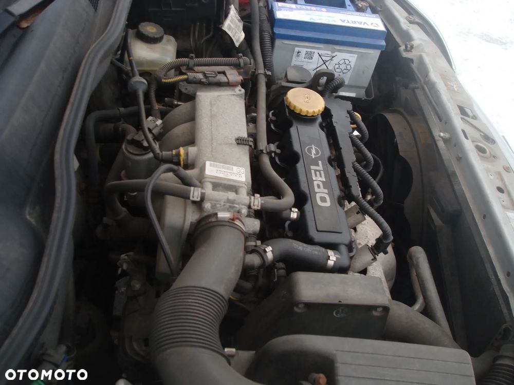 Opel Astra 1.6 Edition - 32