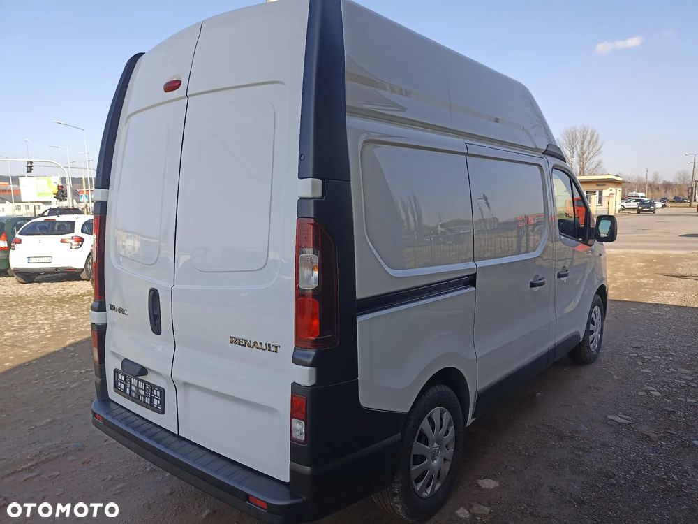 Renault TRAFIC - 4