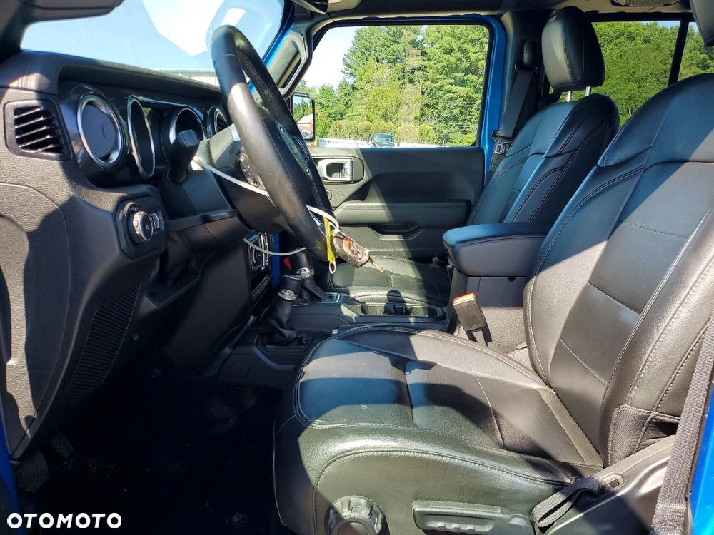 Jeep Wrangler - 7
