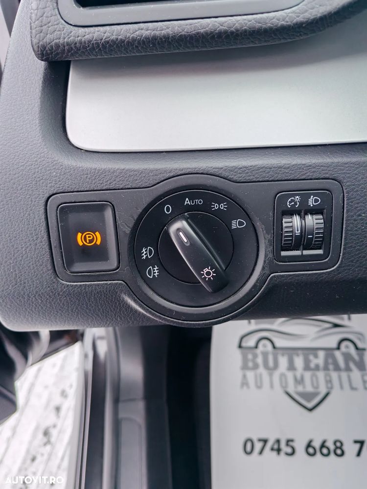 Volkswagen Passat Variant 2.0 TDI DPF Comfortline - 12