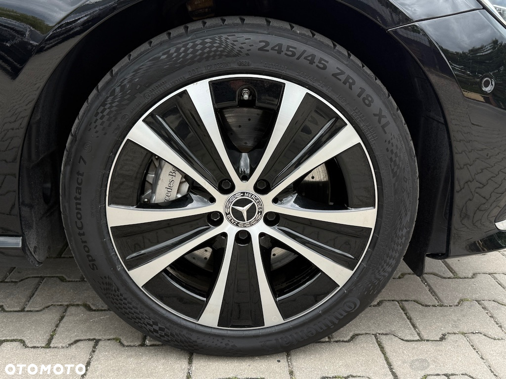 Mercedes-Benz Klasa E 300 de Business Edition - 15