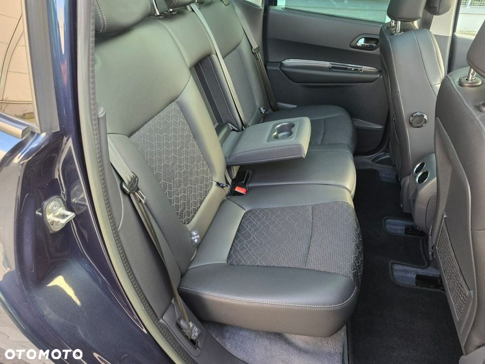 Peugeot 3008 - 24