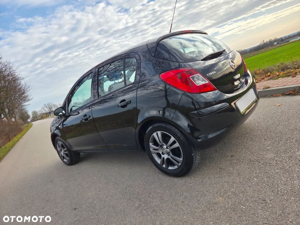 Opel Corsa 1.2 16V Color Edition - 9