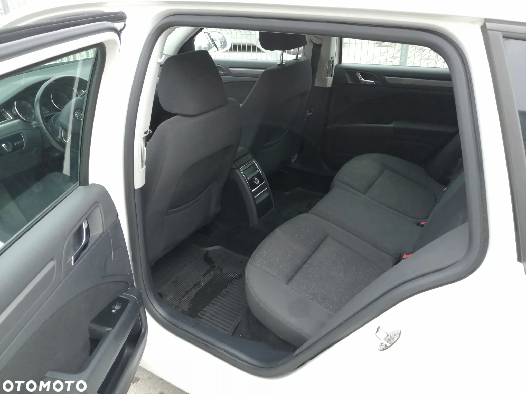Skoda Superb 1.8 TSI Active - 4