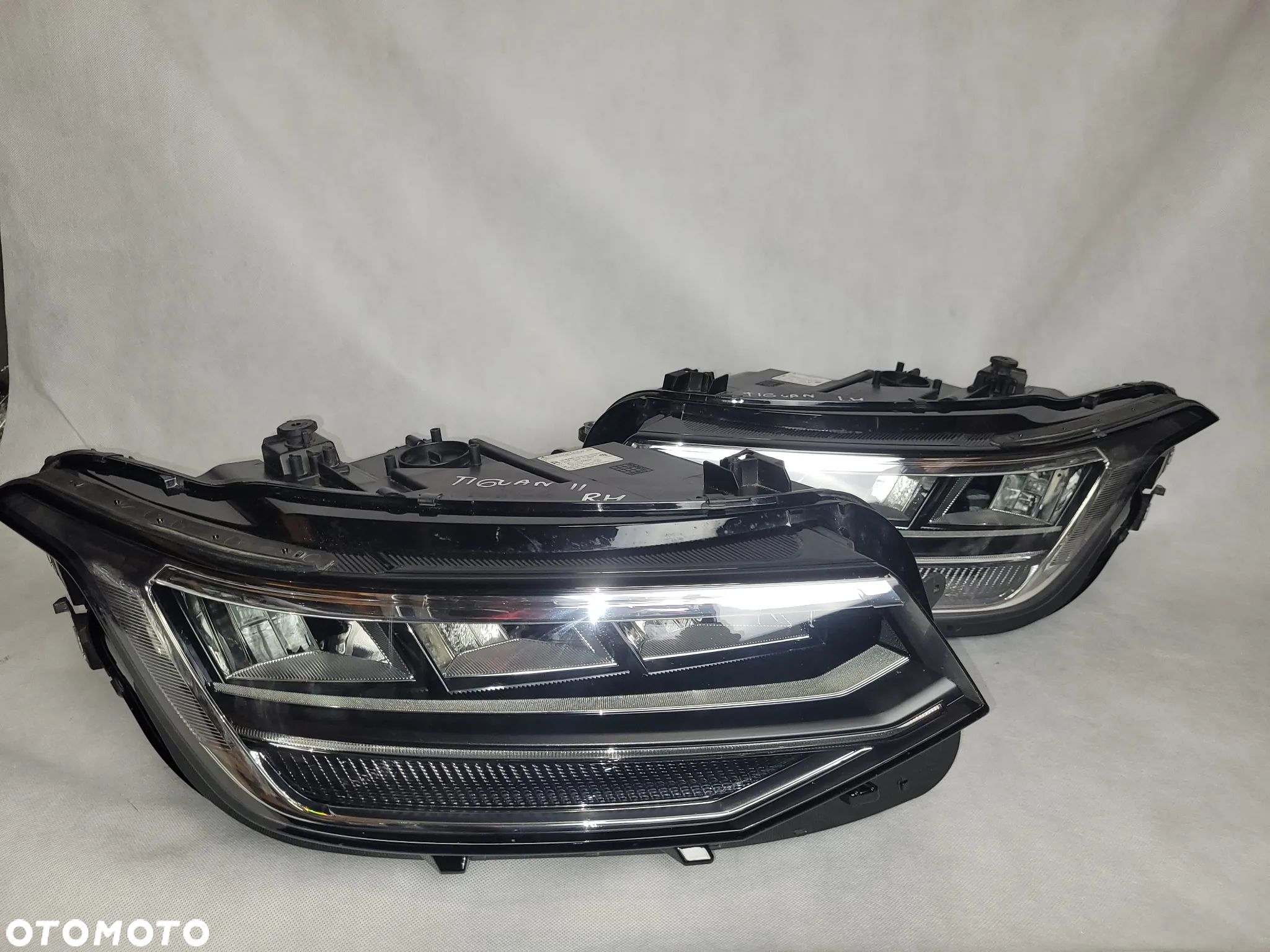 VW TIGUAN II -LAMPA PRZEDNIA PRZÓD FULL LED - 1
