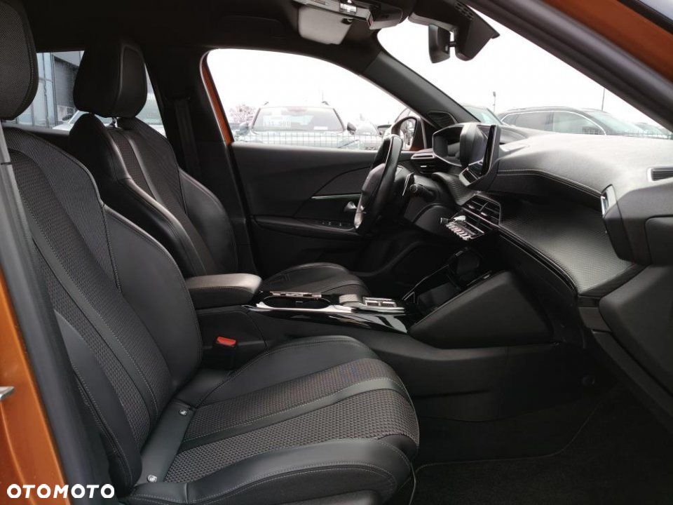 Peugeot 2008 - 22