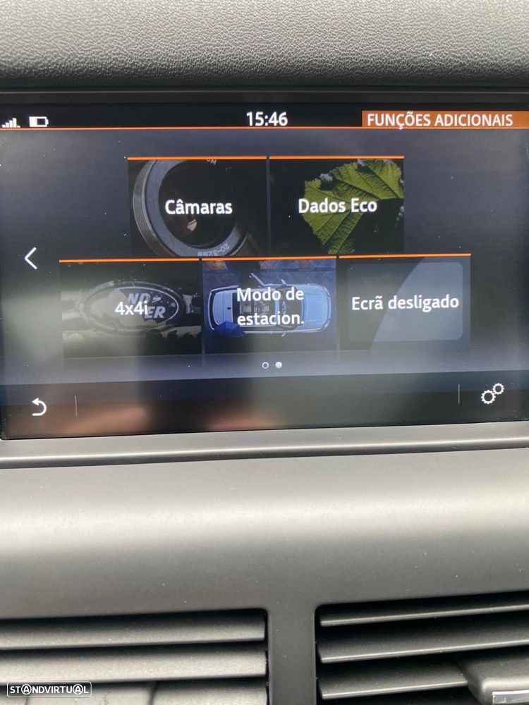 Land Rover Discovery Sport 2.0 TD4 HSE 7L Auto - 12