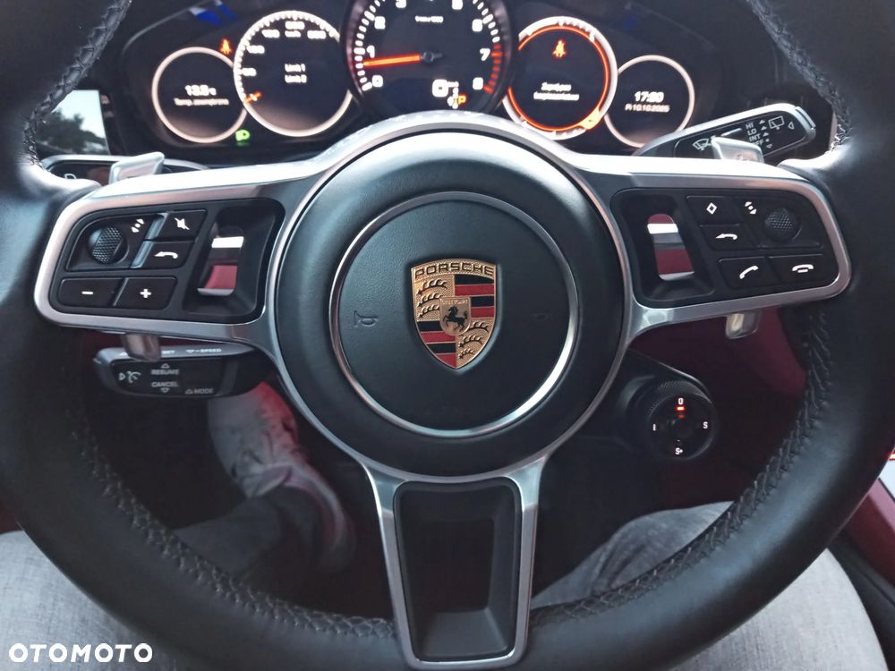 Porsche Cayenne Standard - 11