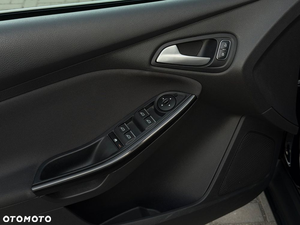 Ford Focus 1.5 TDCi Titanium - 23