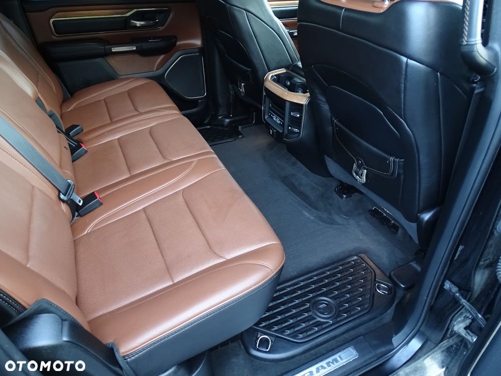 RAM 1500 Crew Cab Longhorn - 14