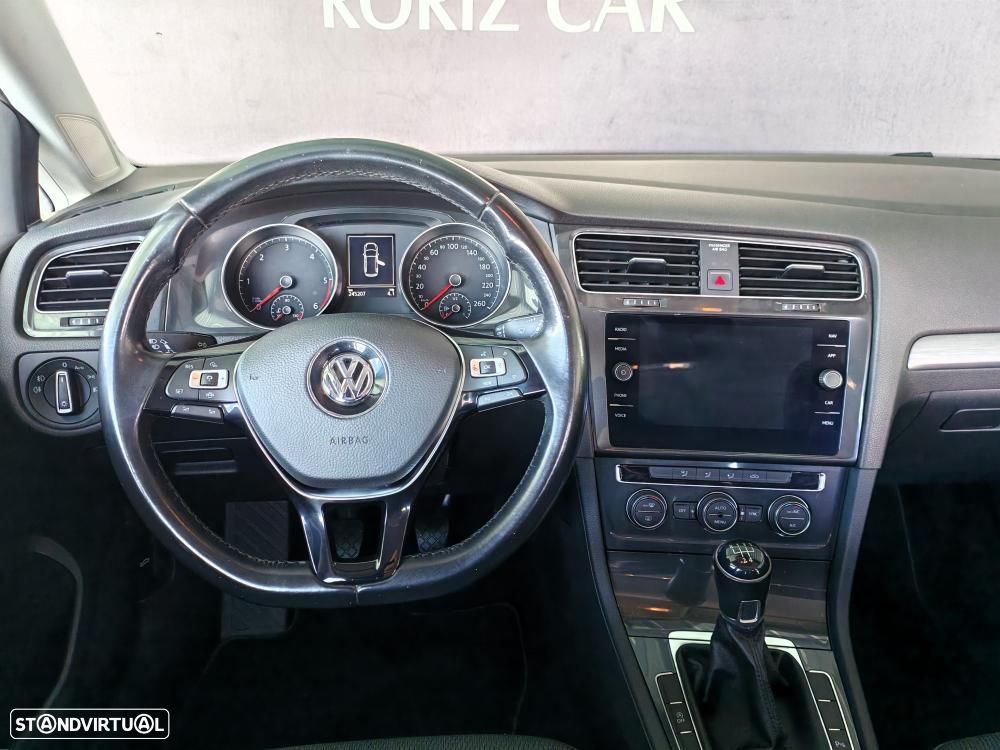 VW Golf Variant 1.6 TDi Confortline - 12