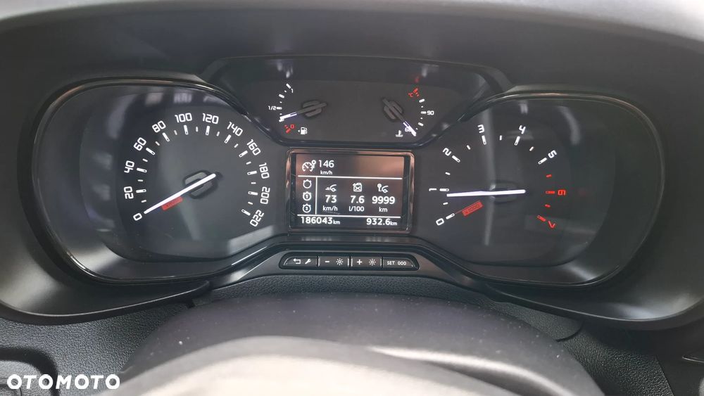 Citroën BERLINGO - 16