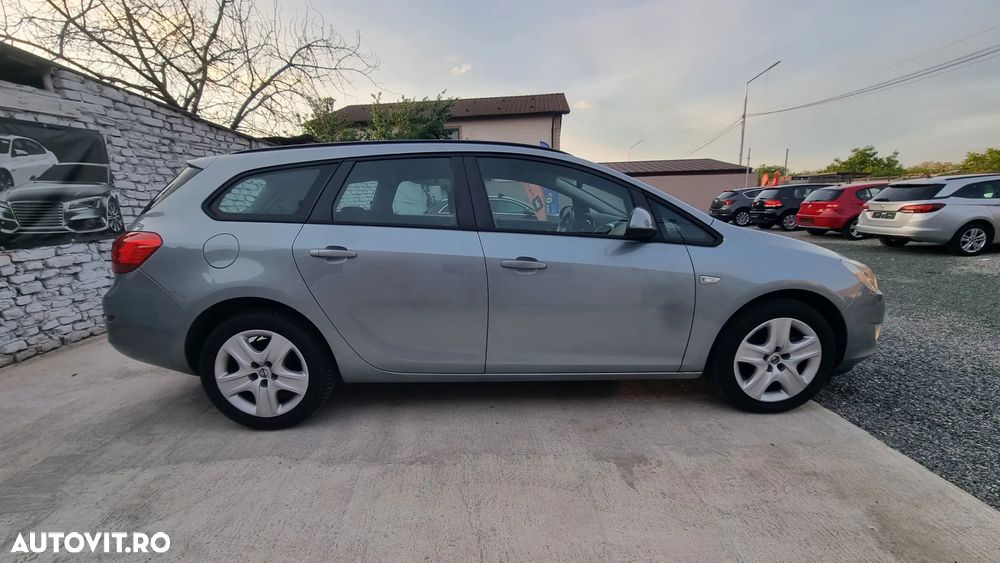 Opel Astra 1.7 CDTI DPF 150 Jahre - 9