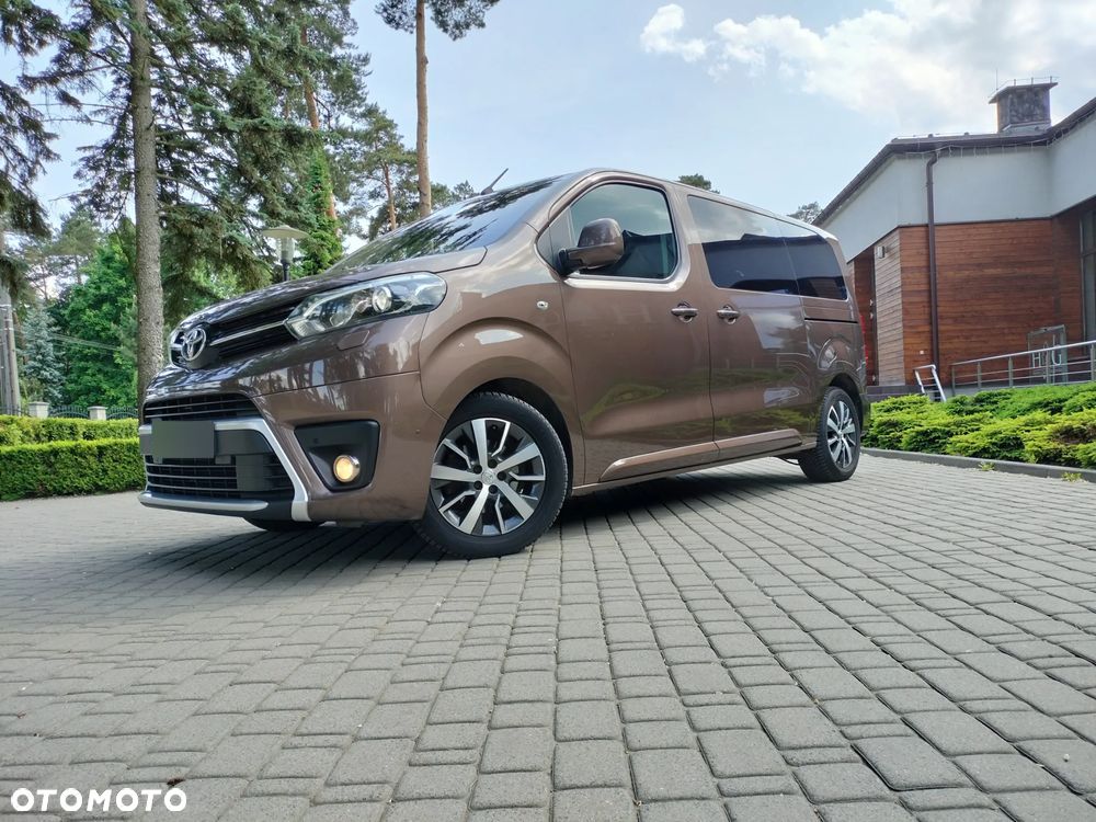 Toyota Proace Verso 2.0 D4-D Medium VIP - 1