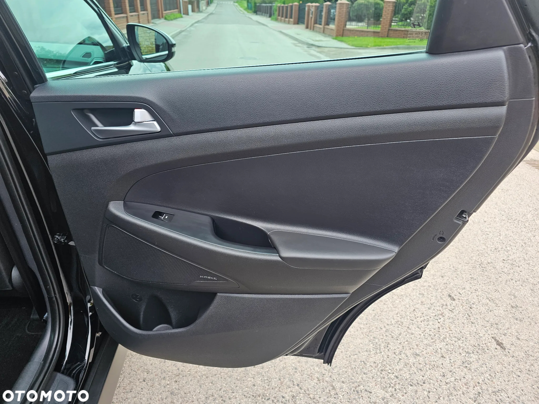 Hyundai Tucson 1.6 GDI BlueDrive GO 2WD - 21