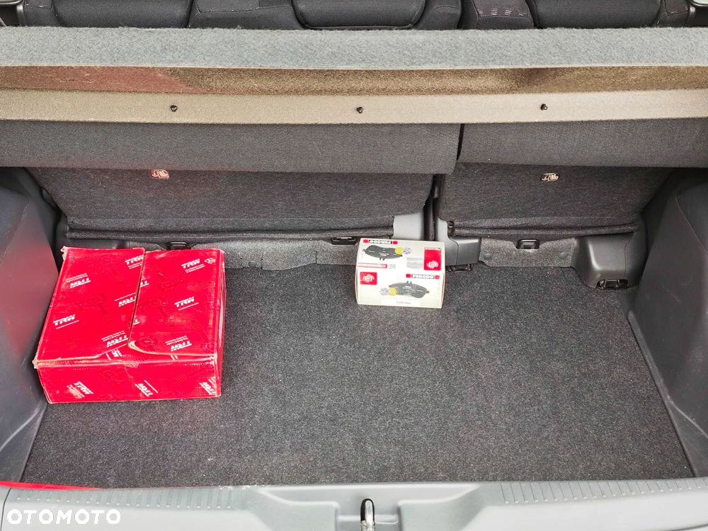 Toyota Urban Cruiser 1.33 Sol - 17