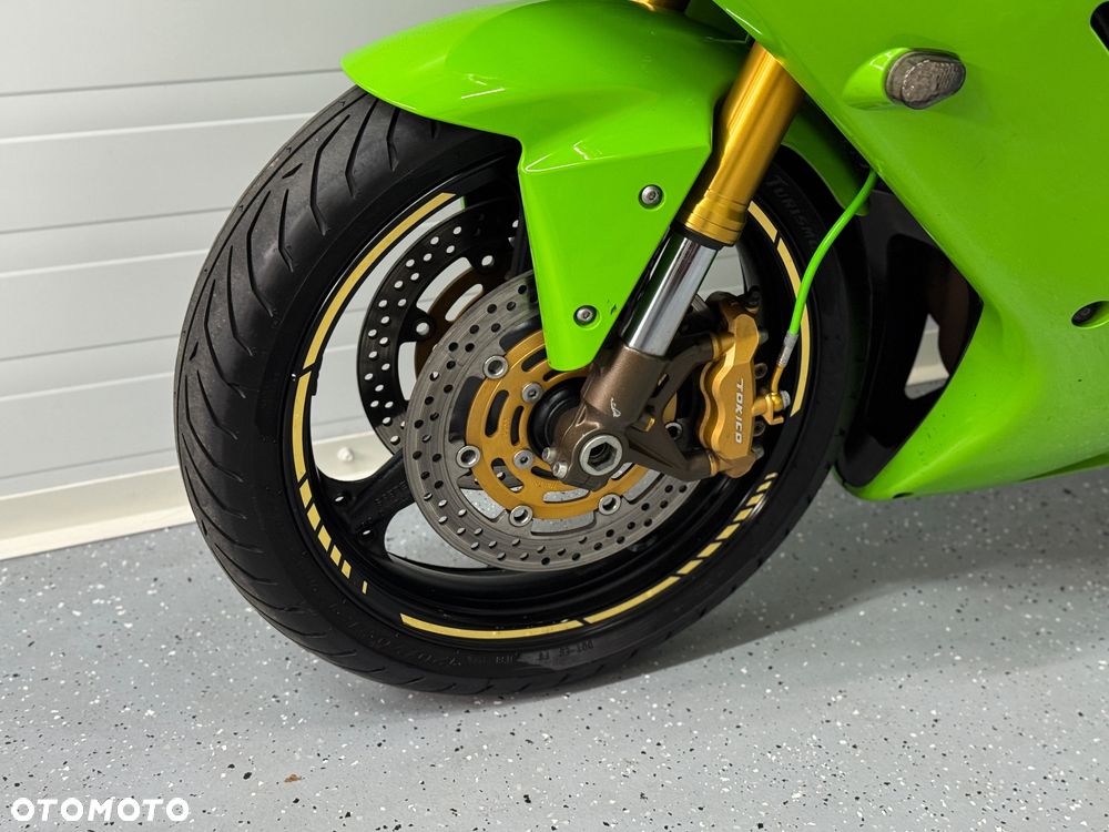 Kawasaki ZXR - 20