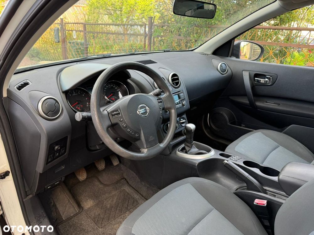 Nissan Qashqai+2 - 4