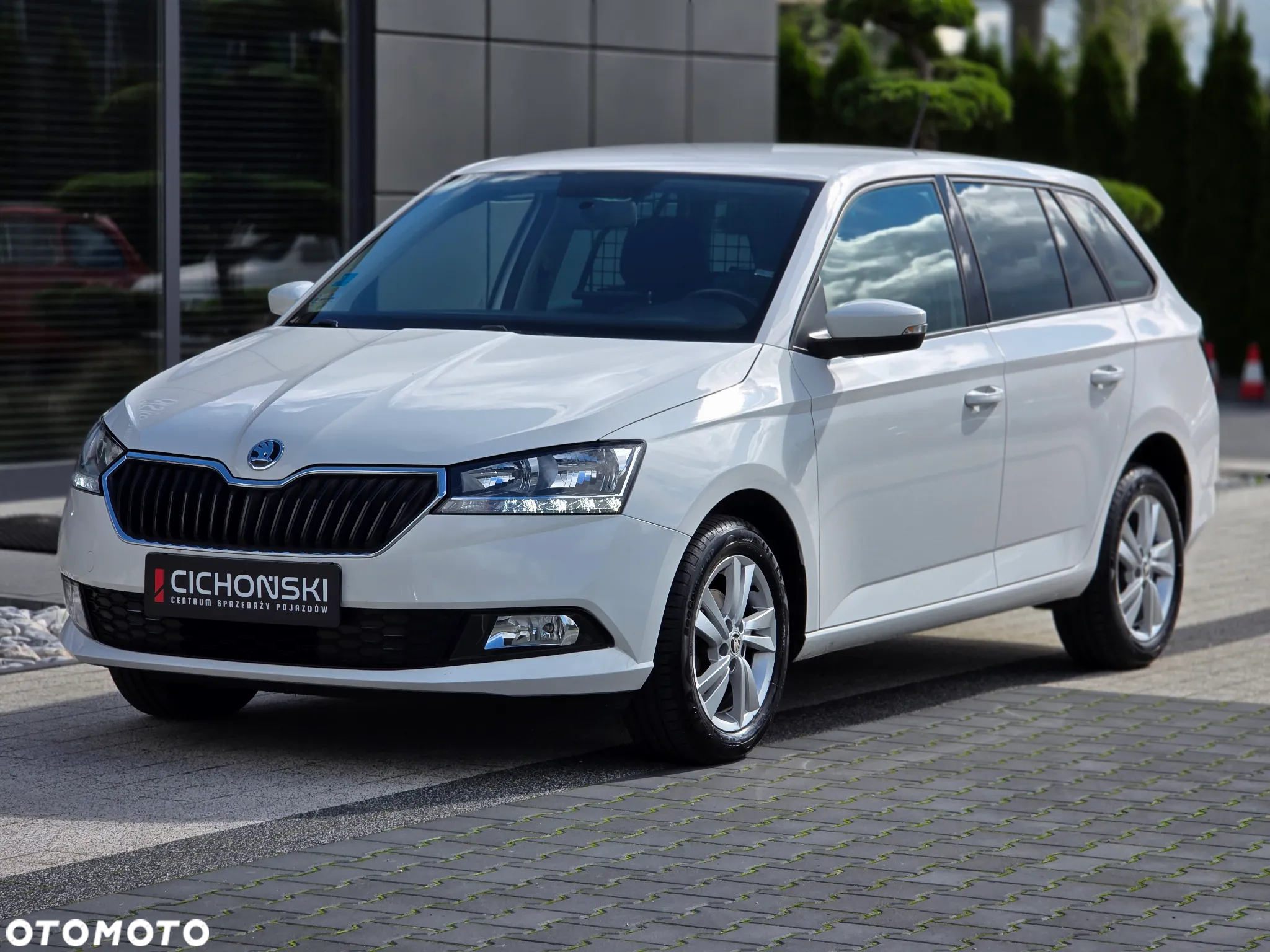 Skoda Fabia 1.0 Ambition - 4