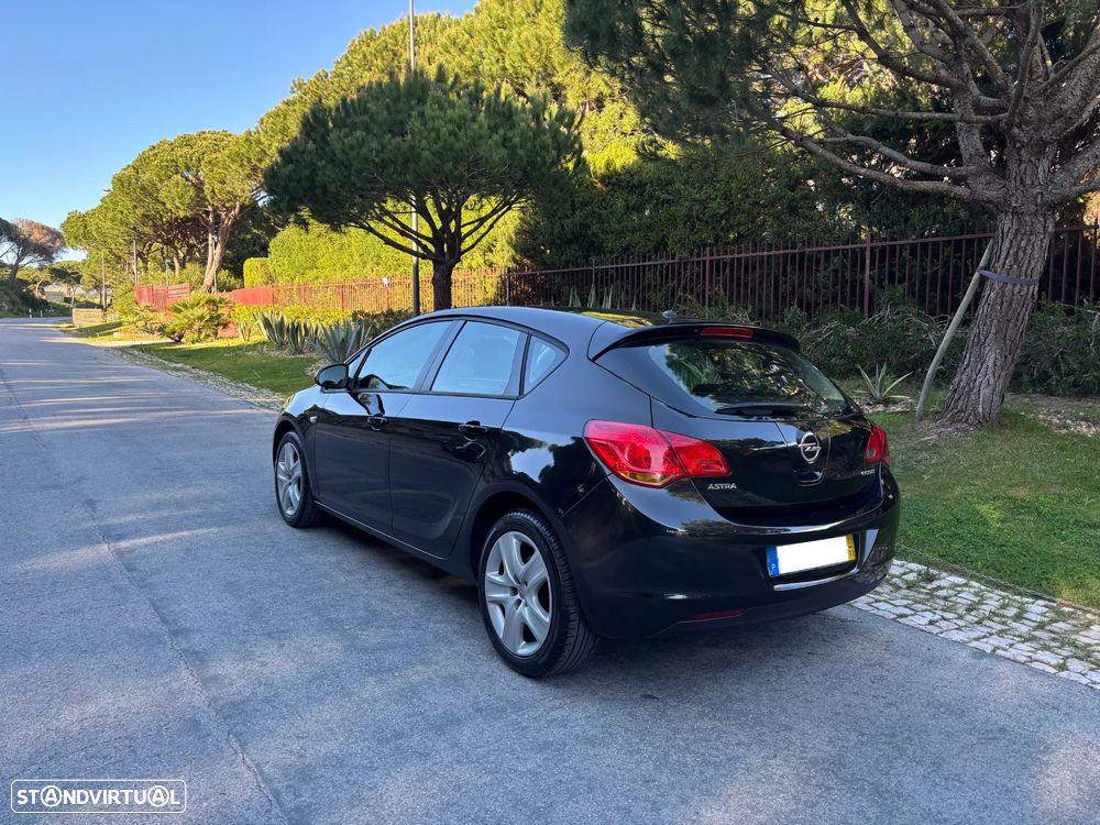 Opel Astra 1.3 CDTI Cosmo Start/Stop - 3