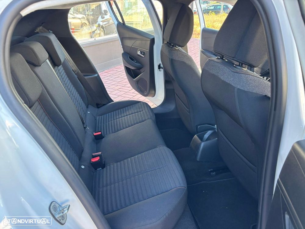 Peugeot 208 1.2 PureTech Active Pack - 10