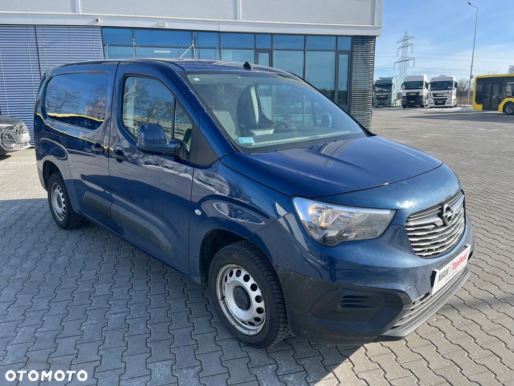 Opel COMBO - 1