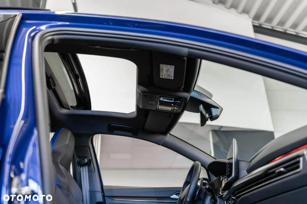 Volkswagen Golf - 13