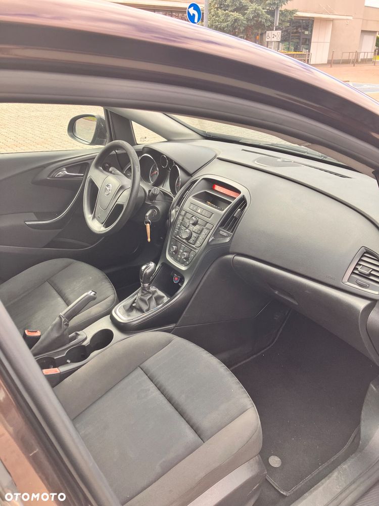 Opel Astra 1.6 Essentia - 6