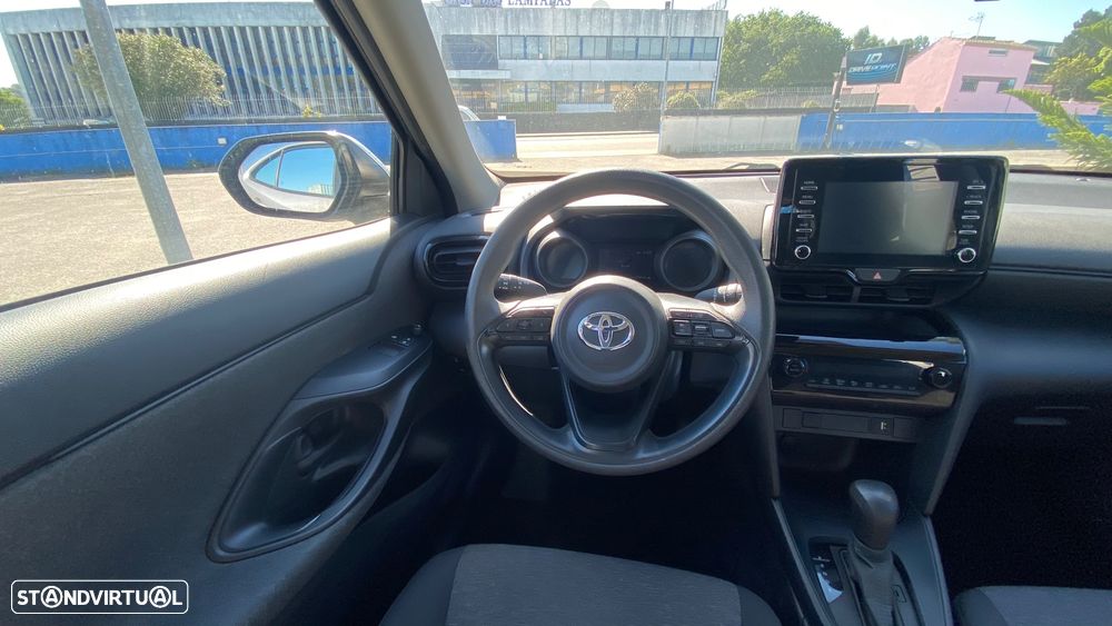Toyota Yaris Cross 1.5 HDF Comfort - 25