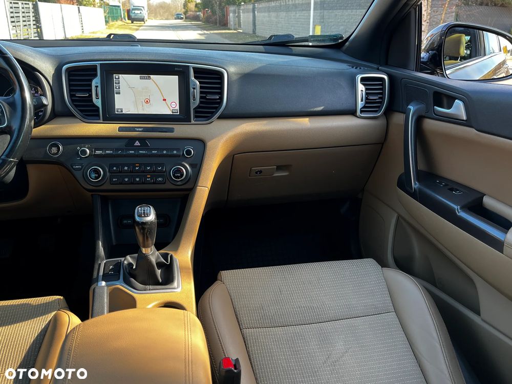 Kia Sportage 1.6 T-GDI Business Line 2WD - 18