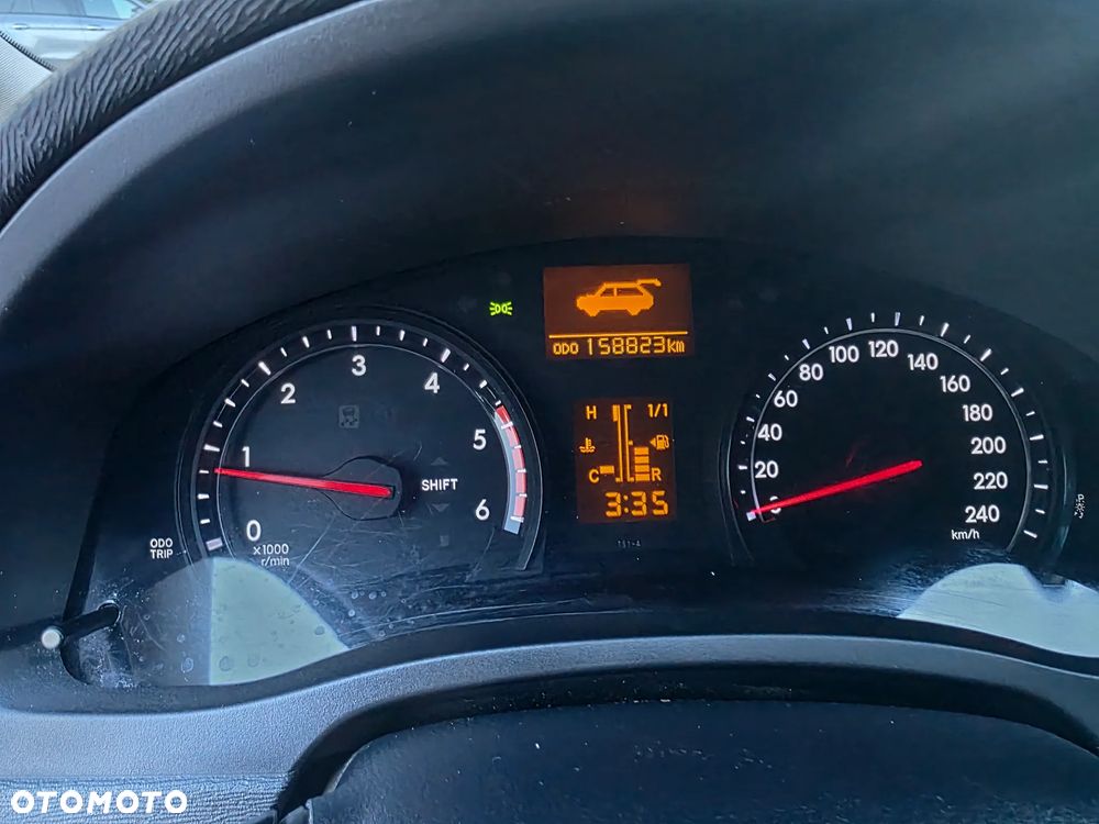 Toyota Avensis 2.0 D-4D Edition - 17