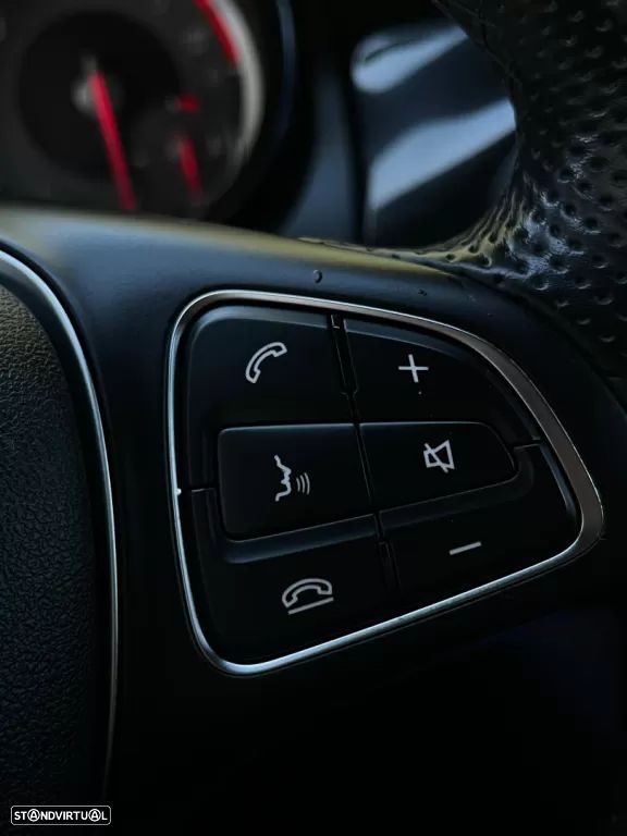 Mercedes-Benz CLA 200 - 20