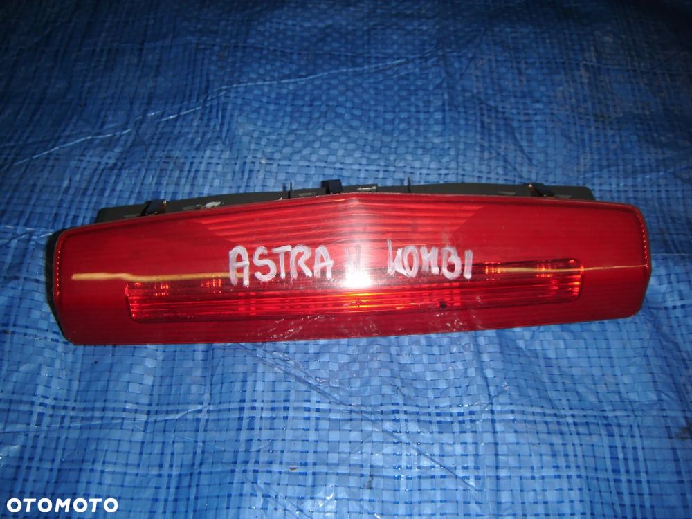 opel astra h  kombi światło stop w klapę tył - 1