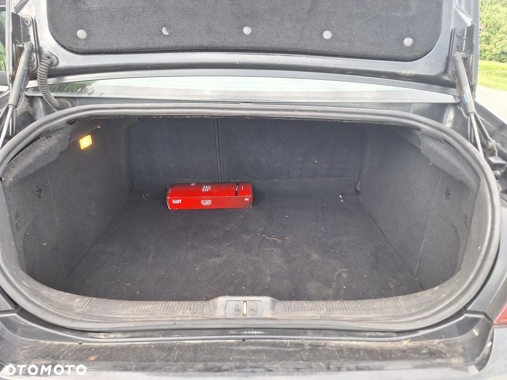 Peugeot 407 125 - 12