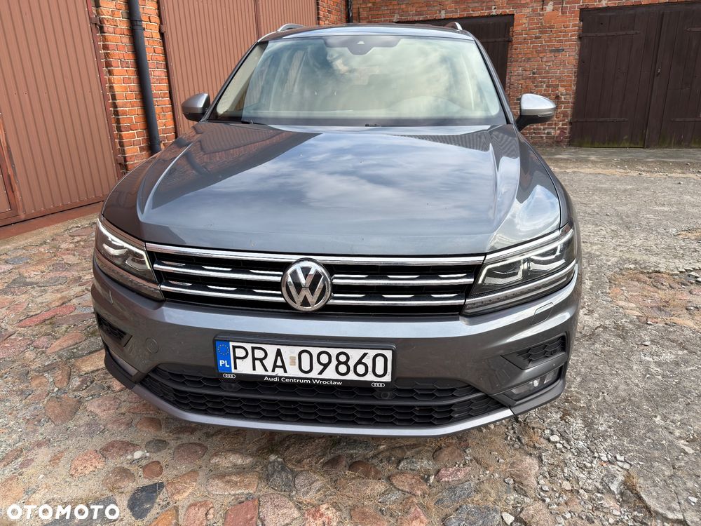 Volkswagen Tiguan Allspace 2.0 TDI SCR Comfortline DSG - 2