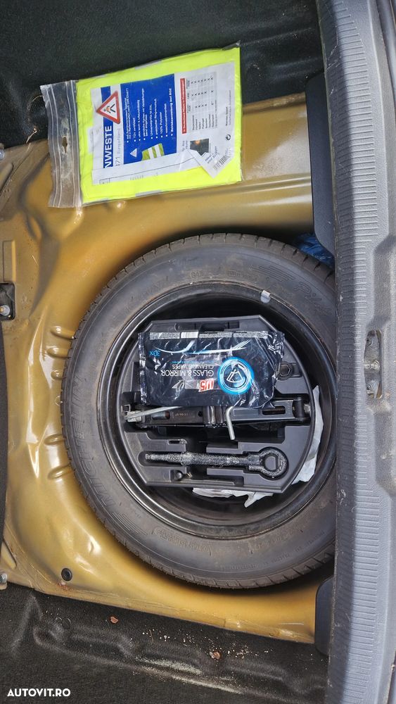 Peugeot 207 1.6HDI Sport - 11