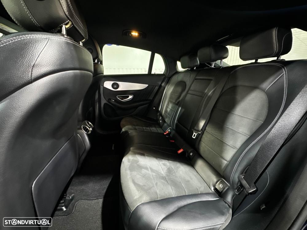 Mercedes-Benz GLC 220 d 4Matic 9G-TRONIC AMG Line - 23