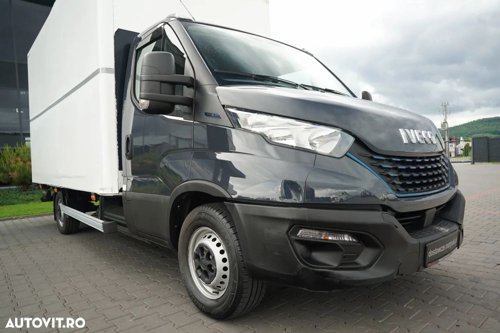 Iveco DAILY 35-NP / CNG / CAROSERIE TIP BOX 4,3 m / LIFT HIDRAULIC PALFINGER / IMPORT - 9