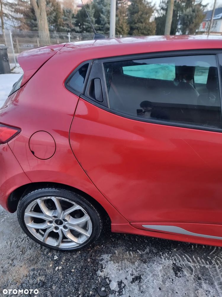 Renault Clio 1.6 R.S 200 EDC - 12