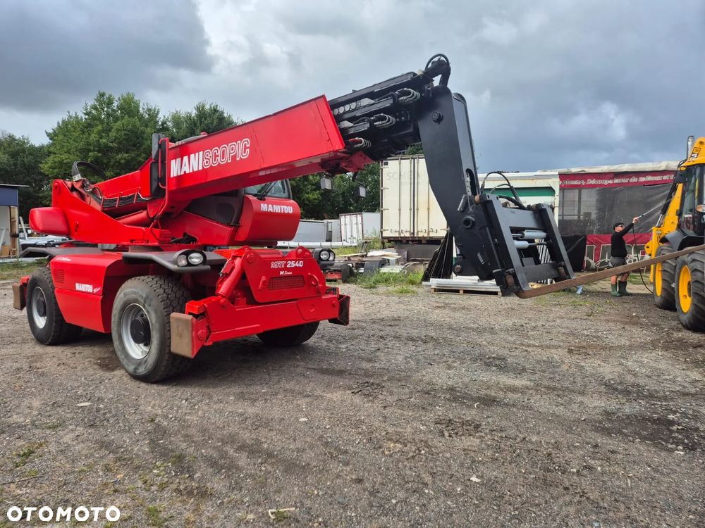 Manitou MRT 2540 - 36