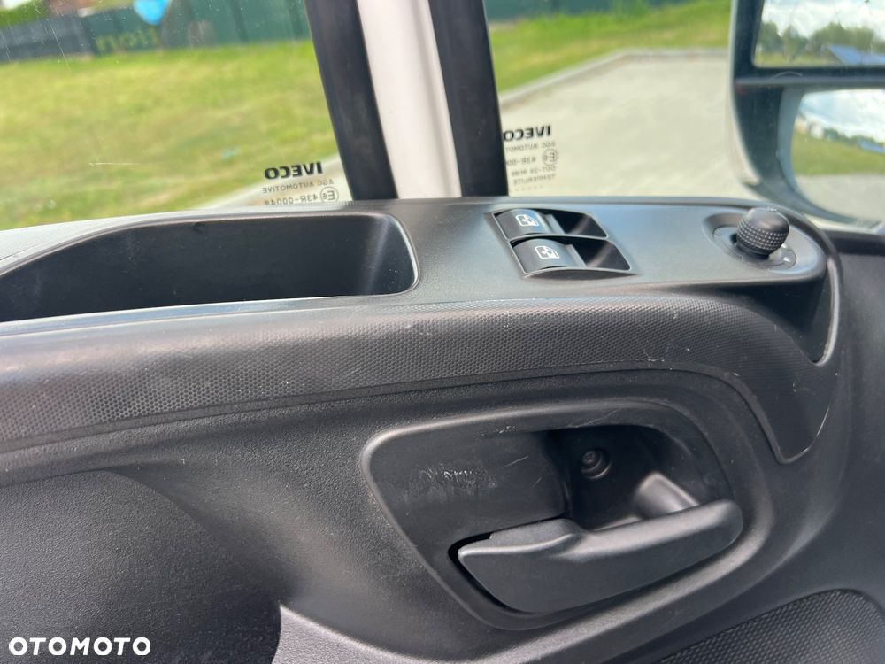 Iveco 35C wywrotka - 12