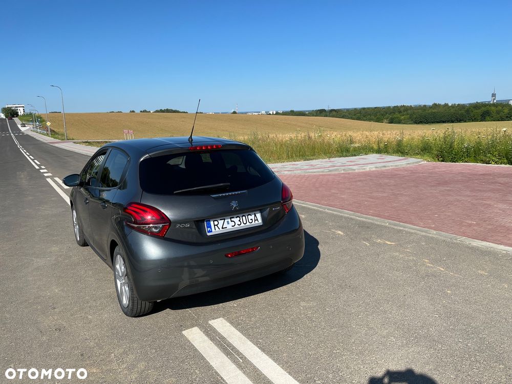 Peugeot 208 1.2 PureTech Style - 3