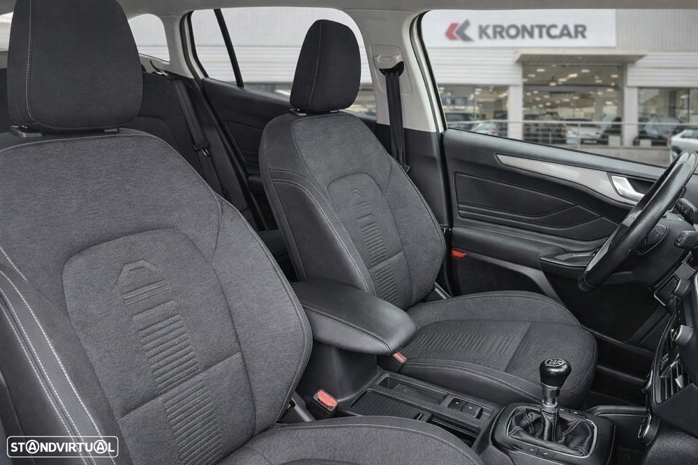 Ford Focus SW 1.0 EcoBoost Active X - 9