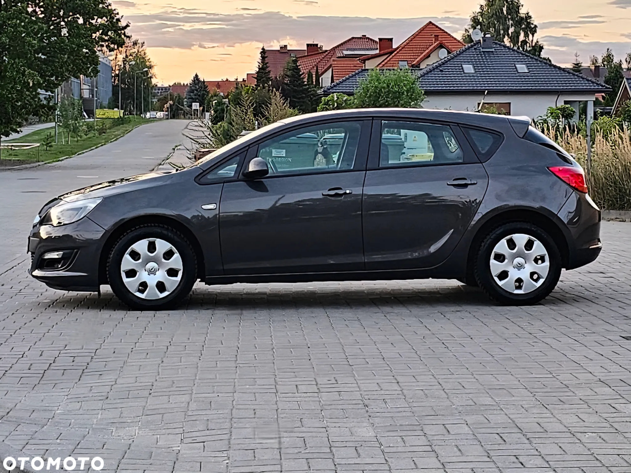 Opel Astra 1.4 EcoFLEX Edition - 9