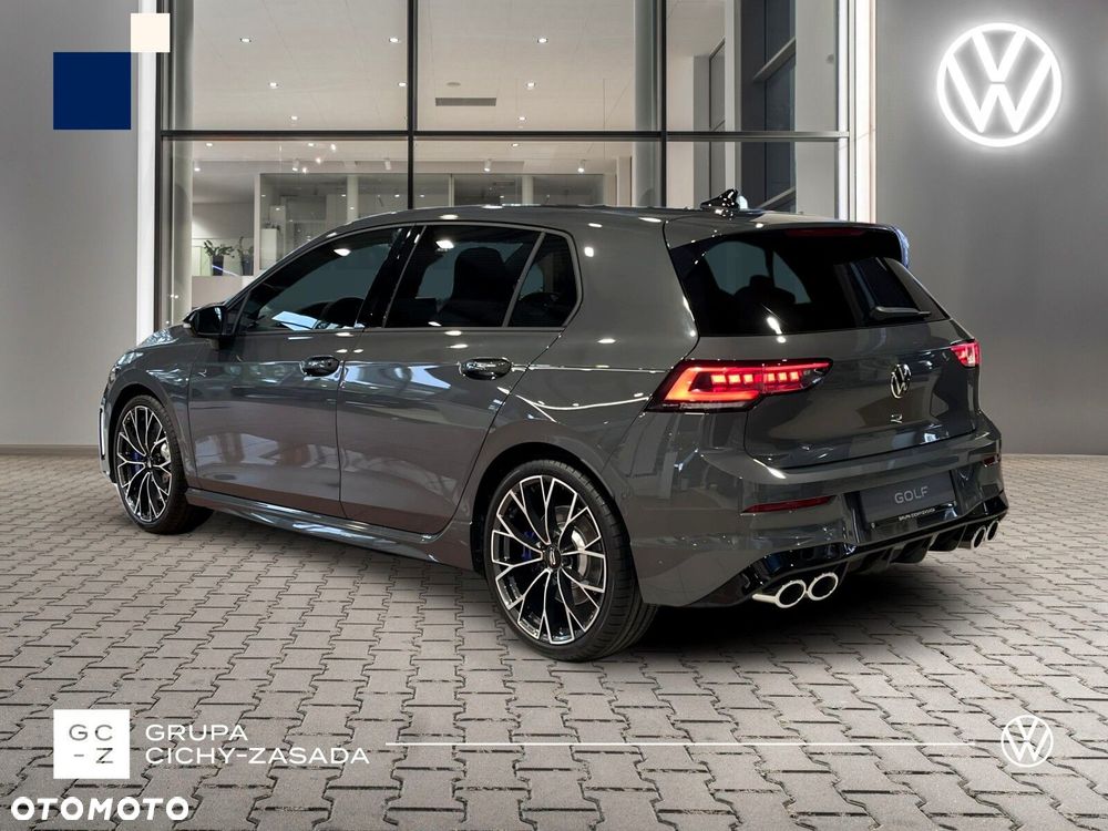 Volkswagen Golf - 4